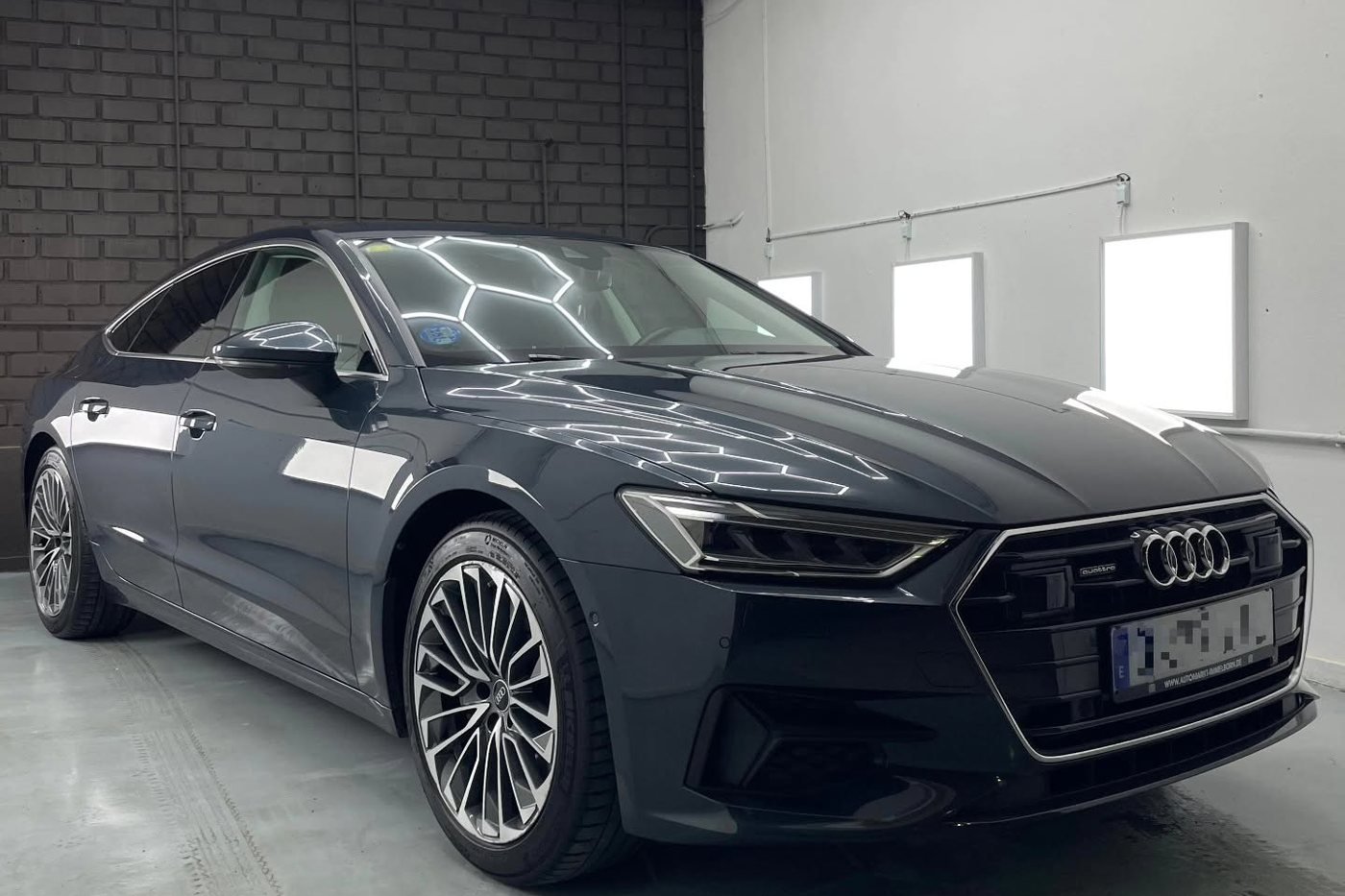 Audi A7 con corrección de pintura